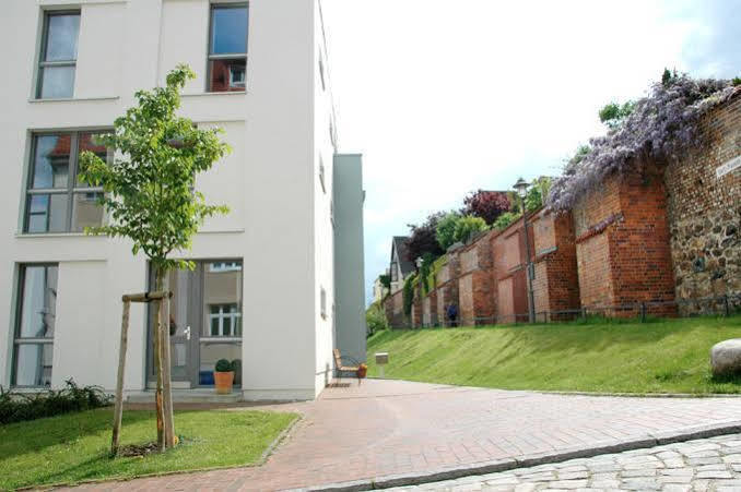 Ferienwohnung An Der Historischen Stadtmauer Rostock Eksteriør bilde